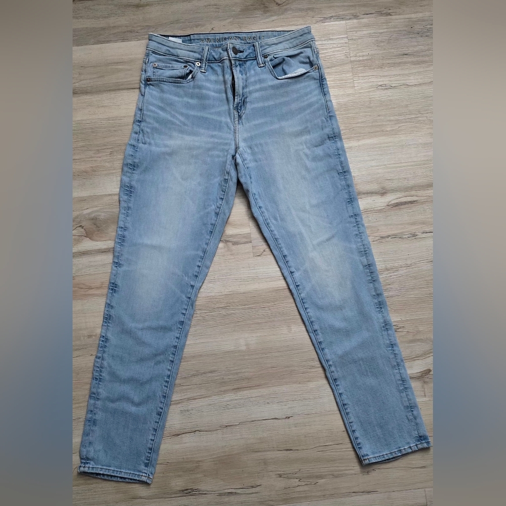 American Eagle Outfitters Light Blue Straight Leg Jeans